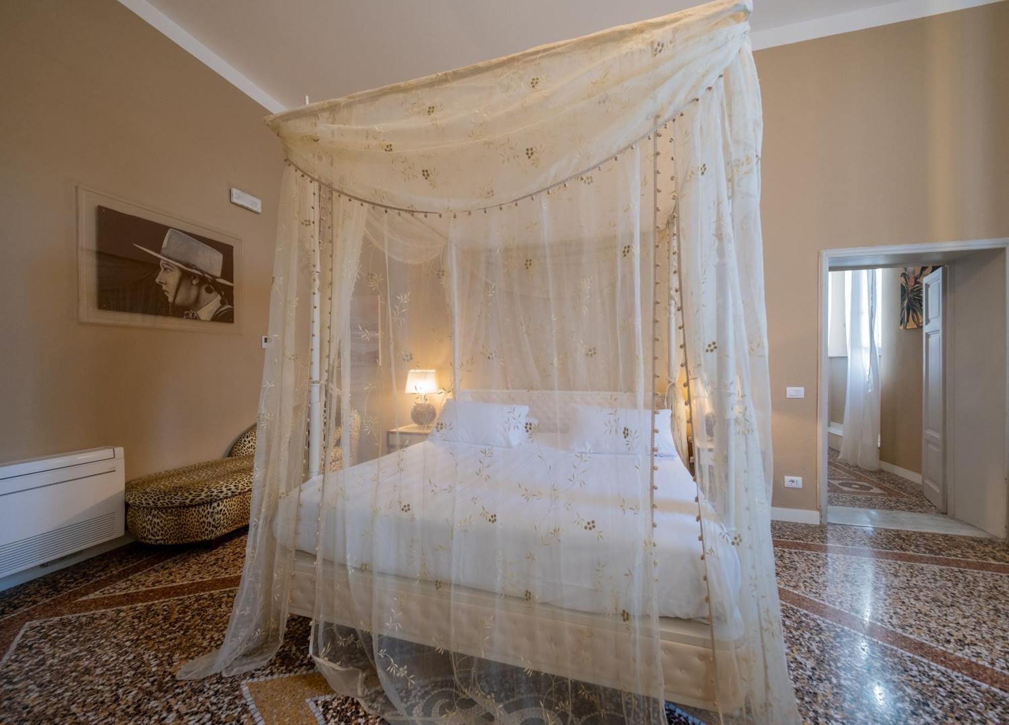 Lungarno Buozzi 7 Apartments Pisa Kültér fotó